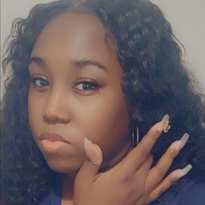 Meet your Posher, Katira granger